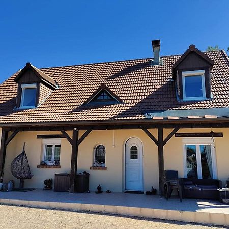 Colette Alain Maxime Bed & Breakfast Lapalisse Eksteriør bilde